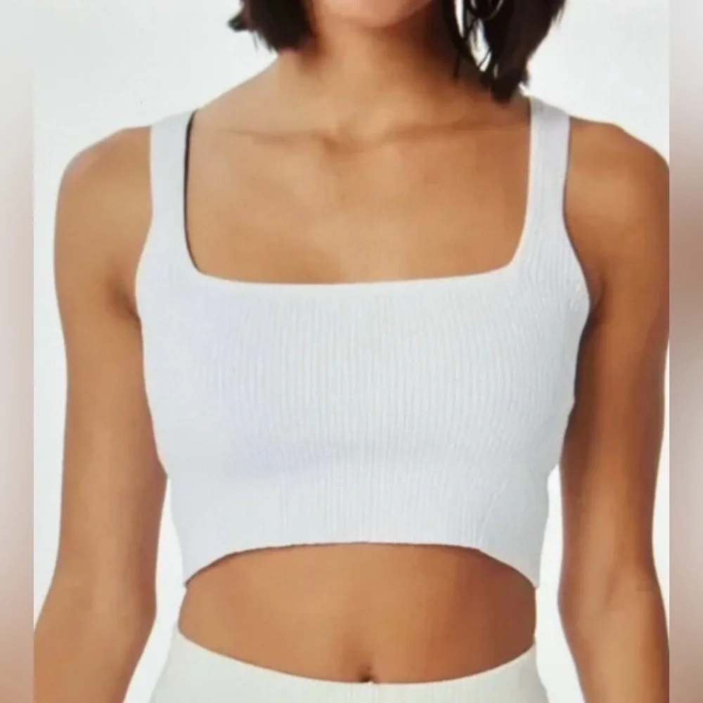 NWT LITA by Ciara White Ribbed Crop Top - Picture 2 of 8